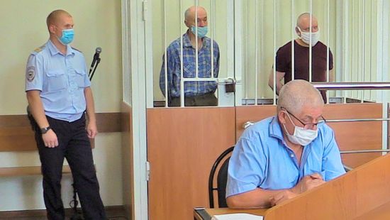 Оптику для военной техники проводник спрятал у себя в купе