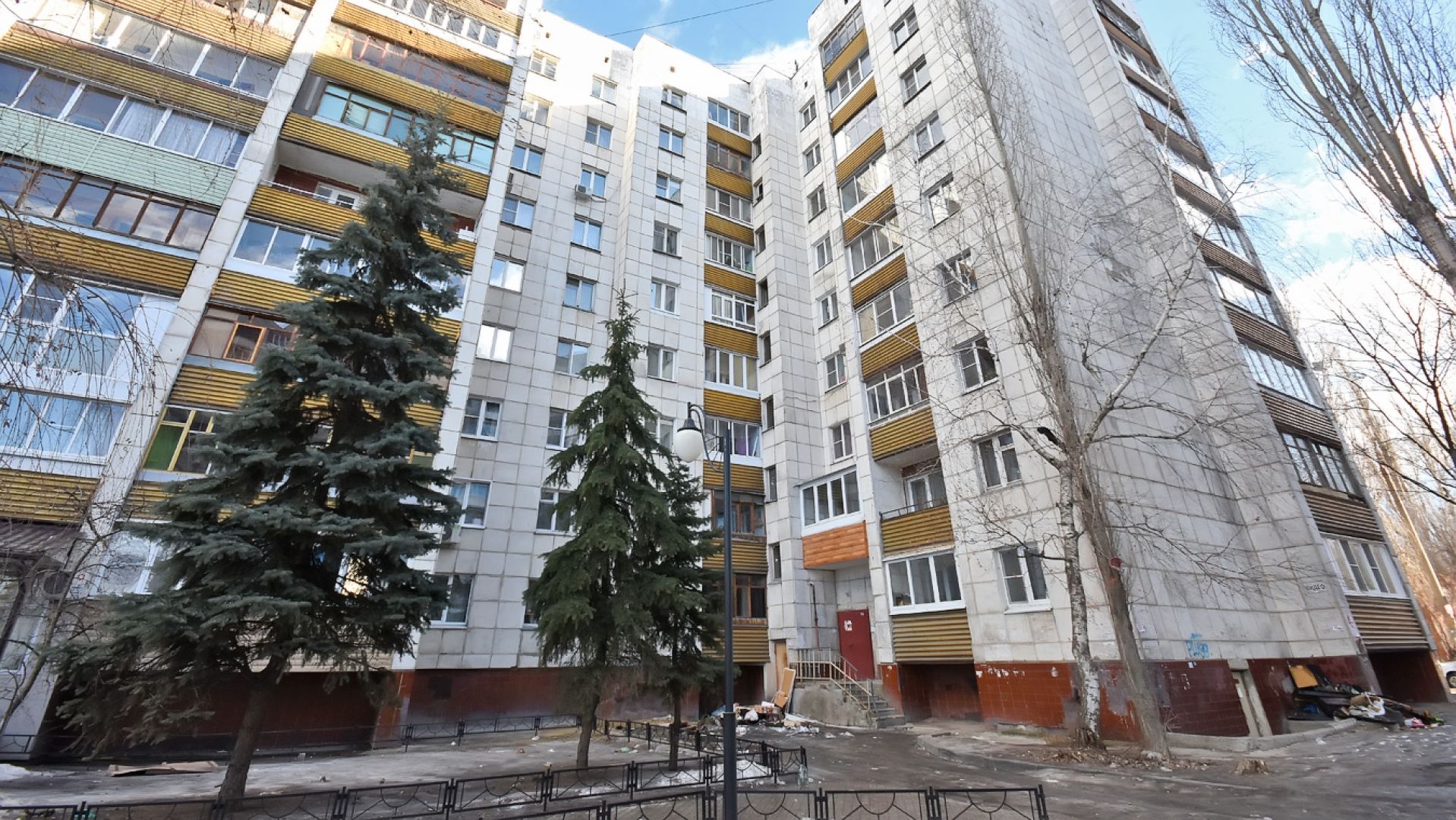 Кто оплатит ремонт сгоревшего подъезда…