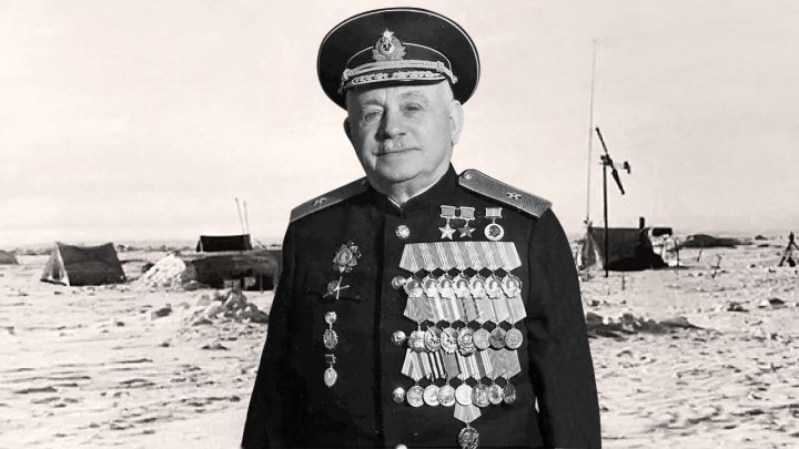 Дмитриевич папанин. Папанин Артур Андреевич.