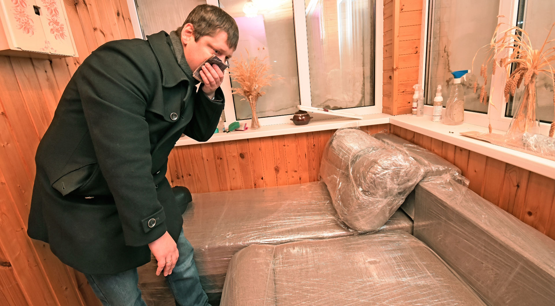 Воронежцы купили ядовитый диван