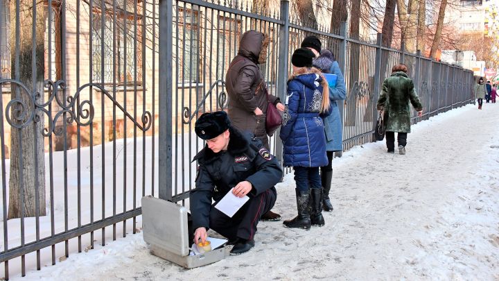 Прохожий выбил зубы 10‑летней воронежской школьнице
