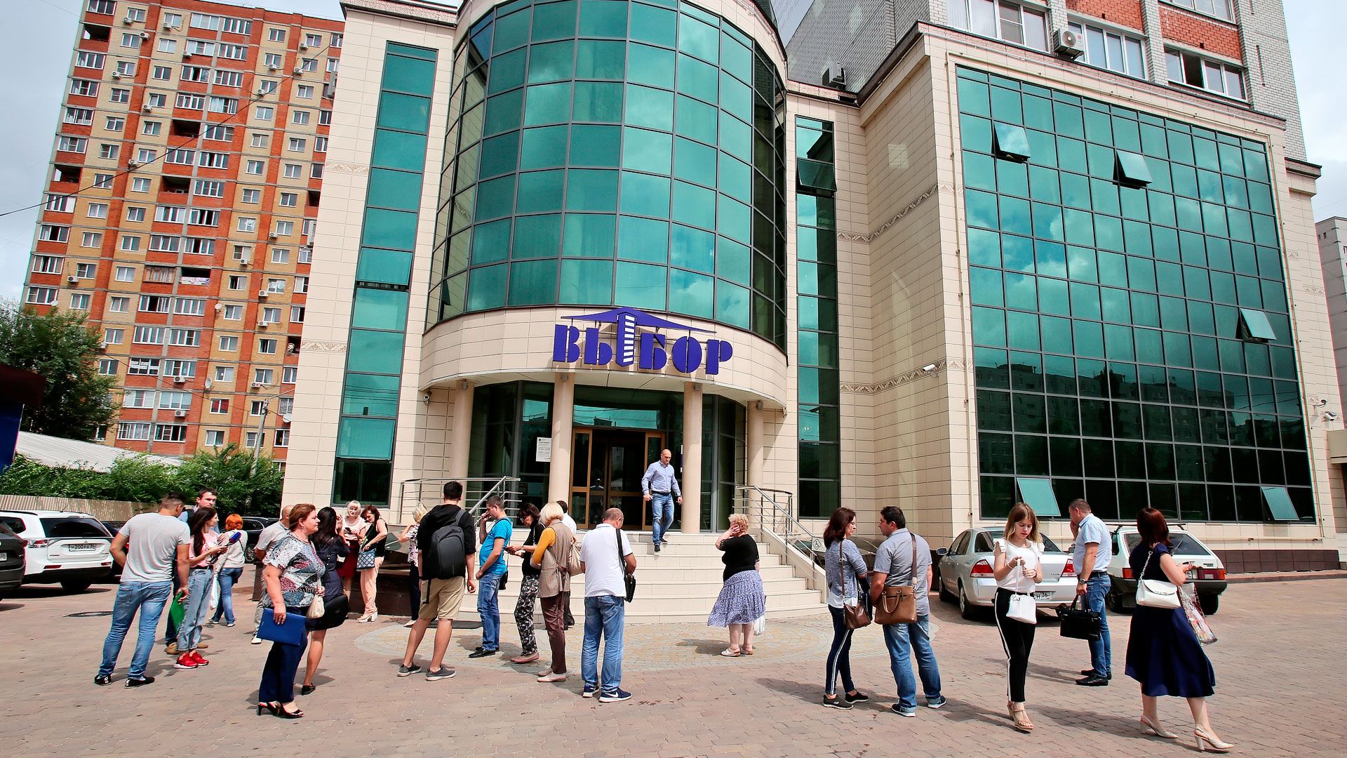 Воронежских дольщиков попросили заплатить за квартиры дважды