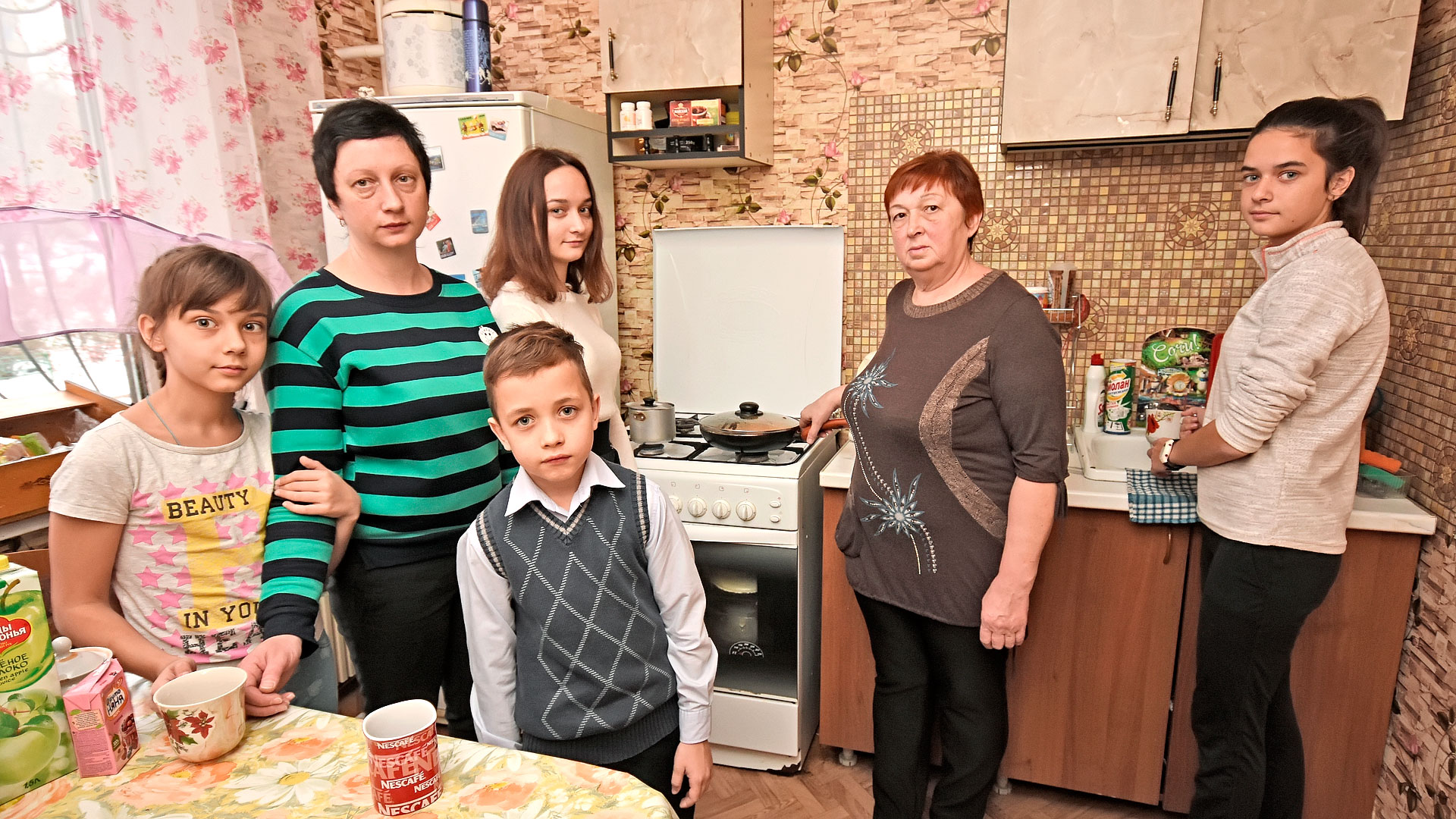 Женщину с четырьмя детьми выселили из квартиры за долг по ипотеке