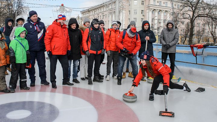 Улыбки, медали и румянец во все щёки!
